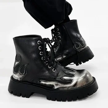 Женские ботильоны на платформе в стиле панк 2023, женские мотоциклетные ботинки, Модные женские массивные туфли с металлическим декором, Черный Готический