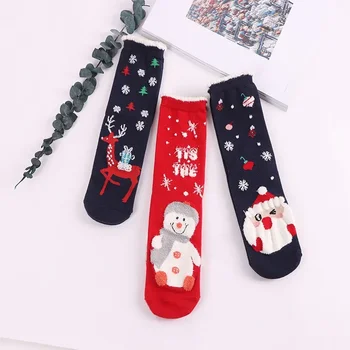 Рождественская тема, красные носки 