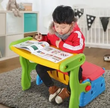 Складные столы и стулья для маленьких детей. Обучающие игрушки The table